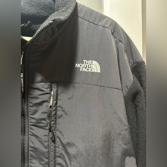 The North Face Men’s Retro Denali Jacket - Picture 10 of 16